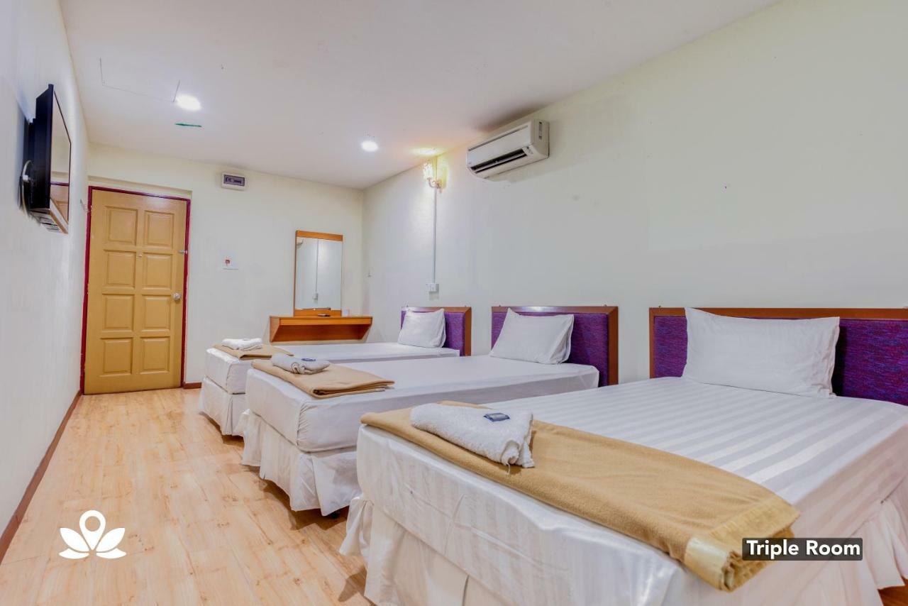 Hotel Sri Malim Tanjong Malim Esterno foto