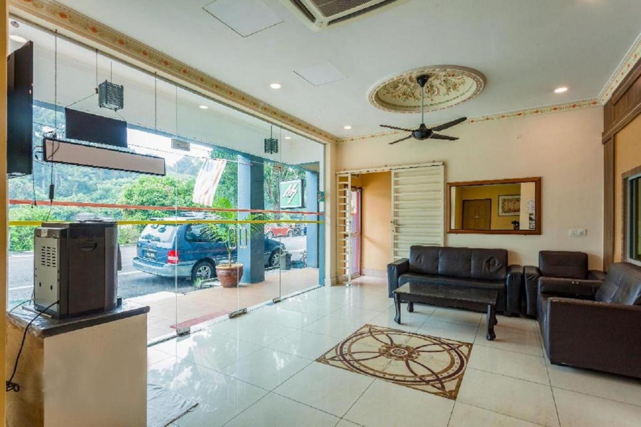 Hotel Sri Malim Tanjong Malim Esterno foto