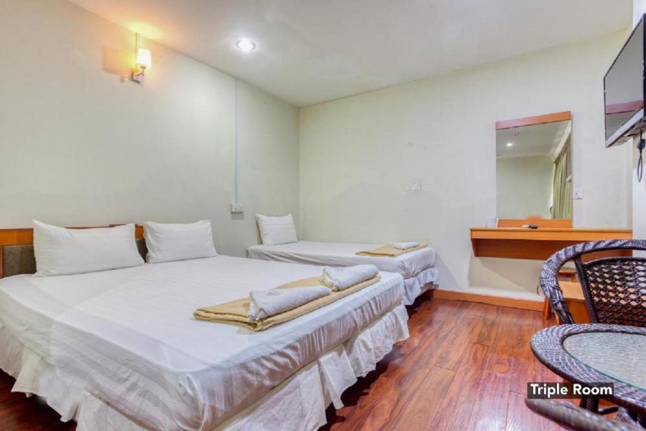 Hotel Sri Malim Tanjong Malim Esterno foto