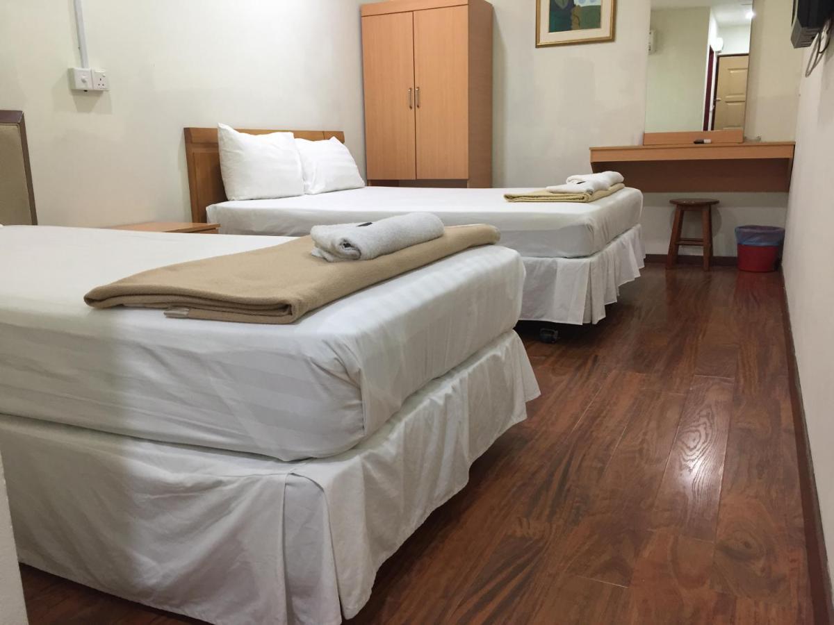 Hotel Sri Malim Tanjong Malim Esterno foto