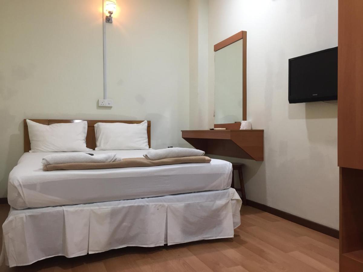 Hotel Sri Malim Tanjong Malim Esterno foto